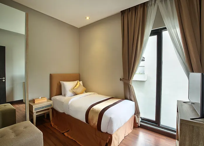 Bellevue Hills Hotel 4*
